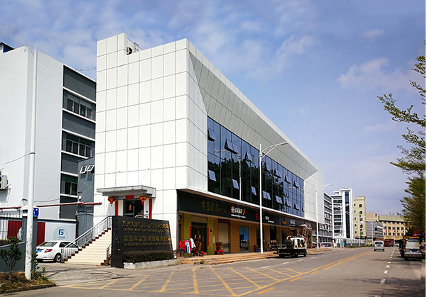 安吉住宅公寓幕墙修缮